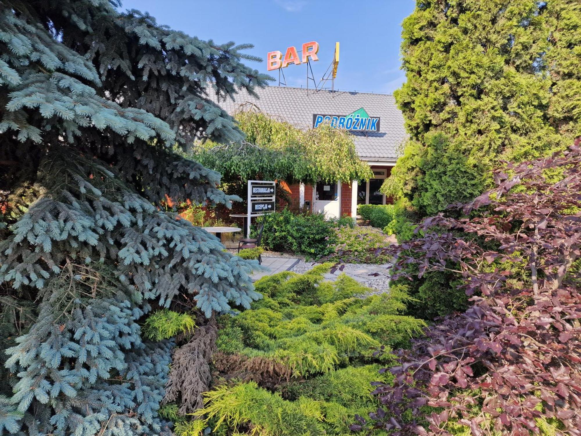 Hotel Podroznik Koszuty Exterior photo